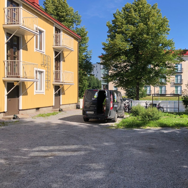 Rakway laminaattiasennusta