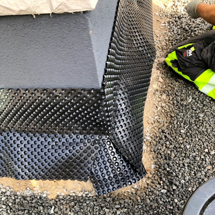 RakWay pelto-ojitusta